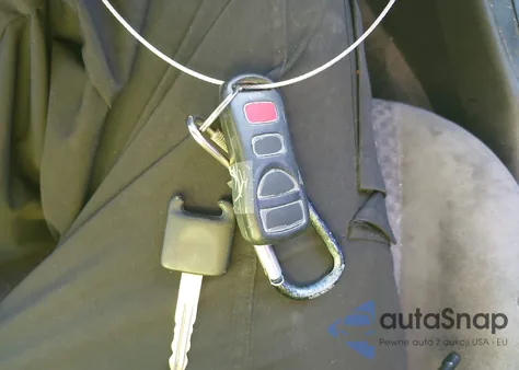 2005 Nissan Sentra 1.8S z USA, uszkodzony, nr VIN 3N1CB51D85L569150